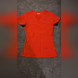 Activate scrub top XS red